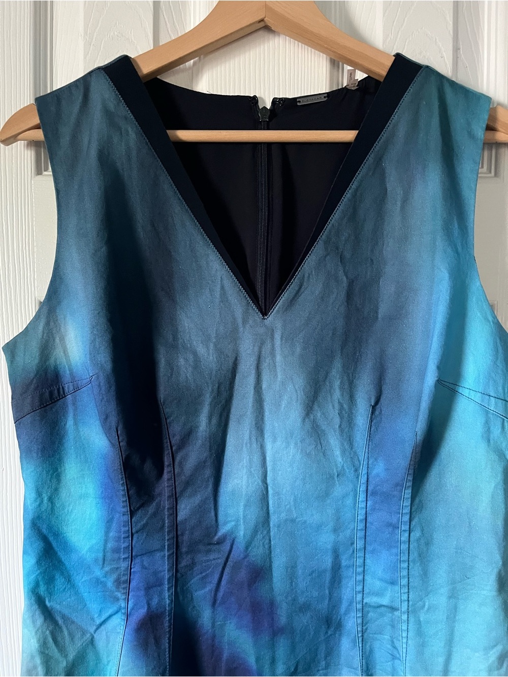 Elie Tahari Navy and Teal Cocktail Dress